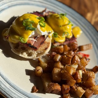 Eggs Benedict