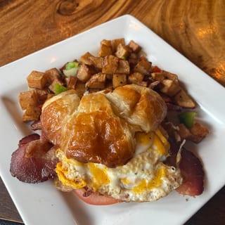 Croissant-wich